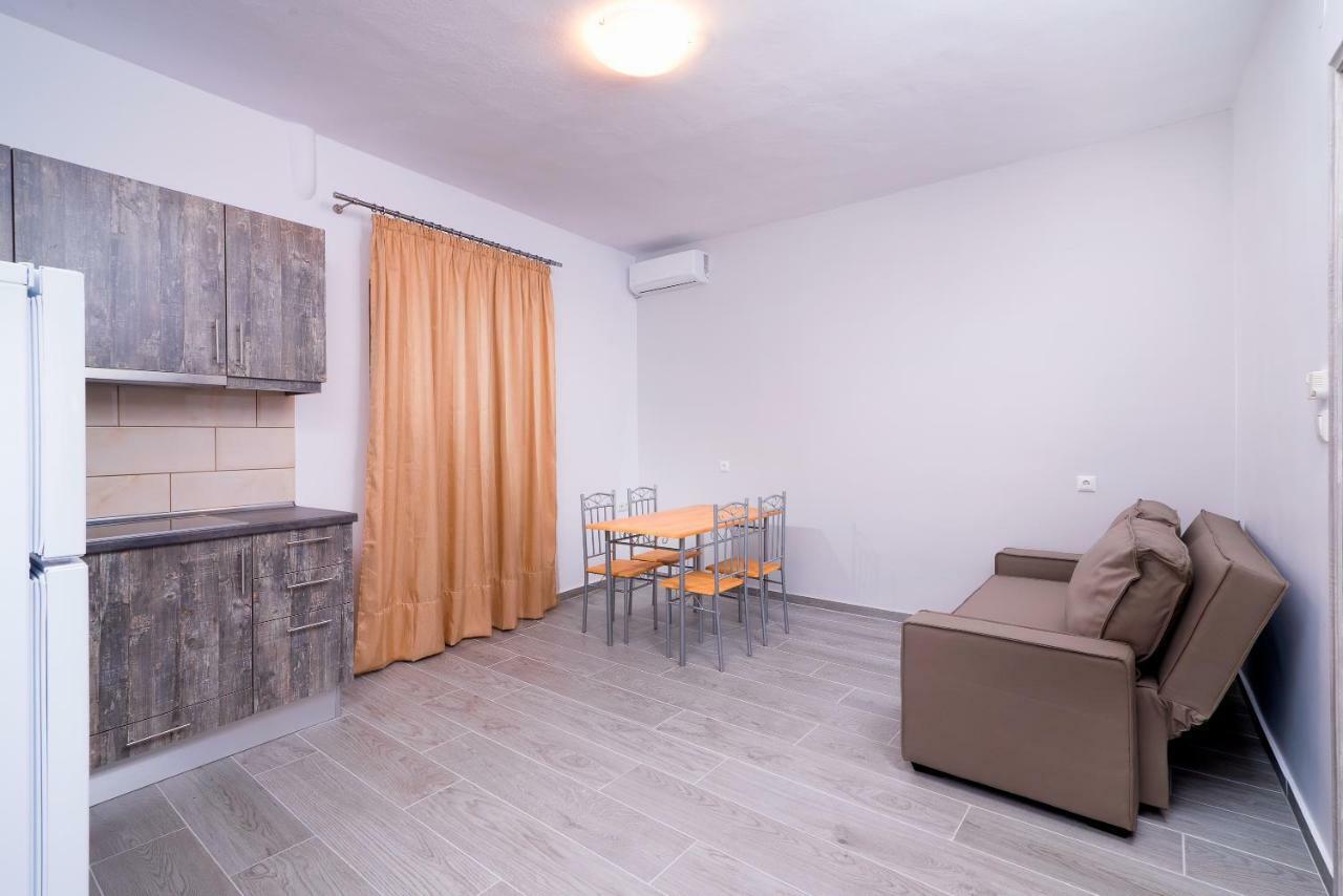 Kentrikon Rooms III & Mint House Limenaria  Dış mekan fotoğraf